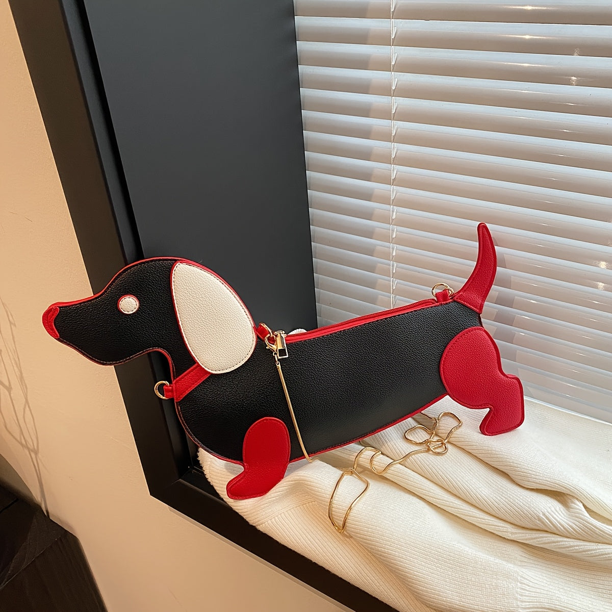 Trendy Dachshund Crossbody Purse