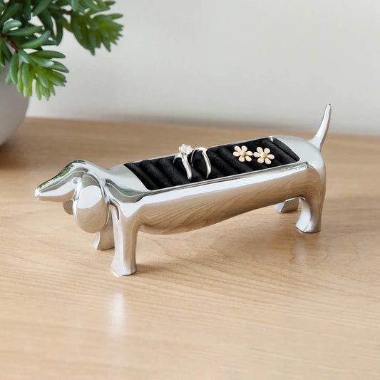 The Doxie Display – Sausage Dog Ring Holder